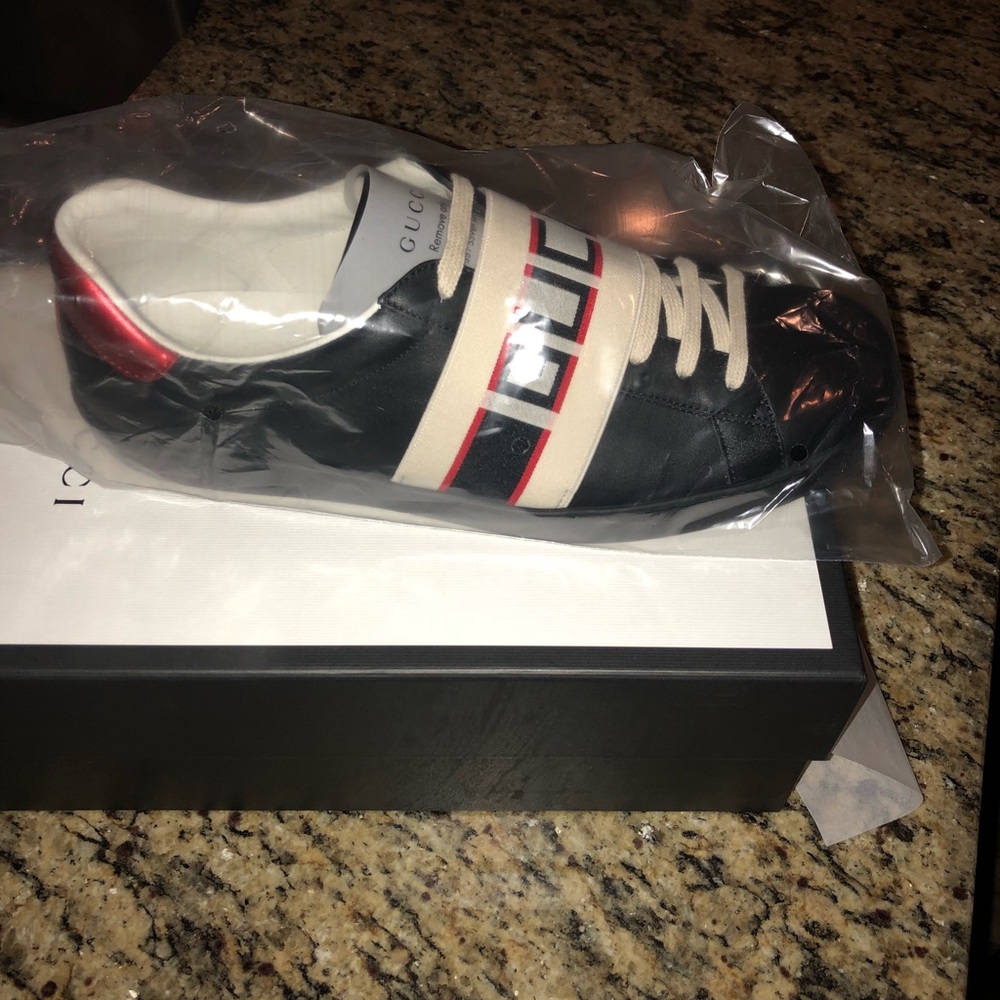Authentic Gucci sneakers